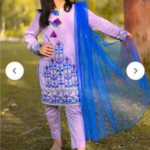 Pakistani girls dress (scarf not included )
